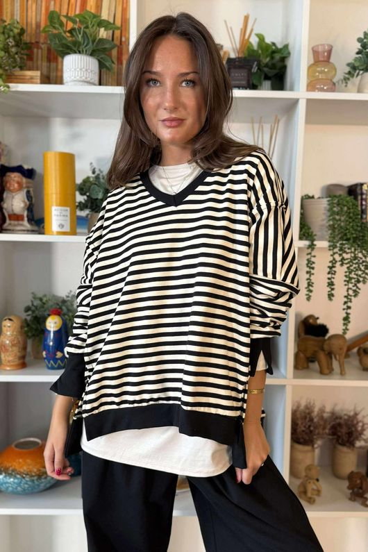 The Sunday Morning Stripe V Slouch Sweatshirt Black Ecru